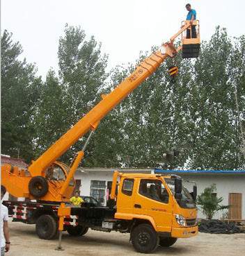 自行高空作業(yè)平臺(tái)車 